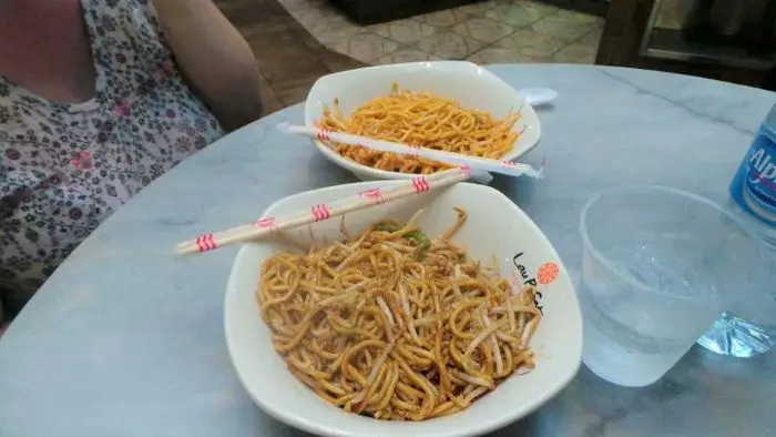 Cheap noodles in Singapore