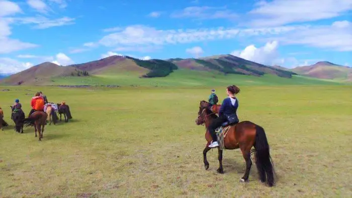 Horse riding to Naiman Nurr, Mongolia