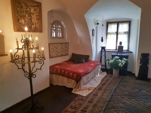 A bedroom in Bran Castle